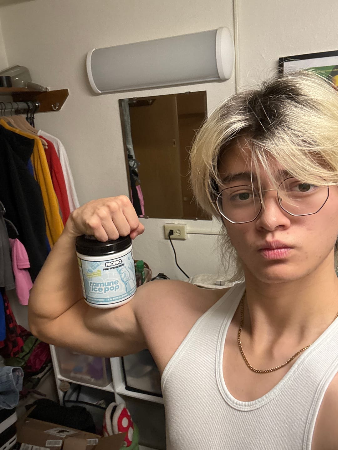 Customer photo review of MOMO® pre-workout | Ramune Ice Pop | 40 scoops