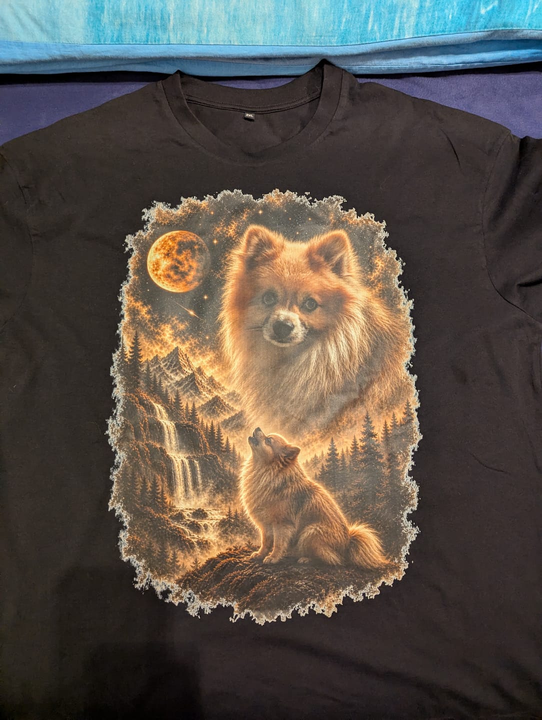 Customer photo review of Howling to the Moon – Premium T-Shirt mit deinem Hund