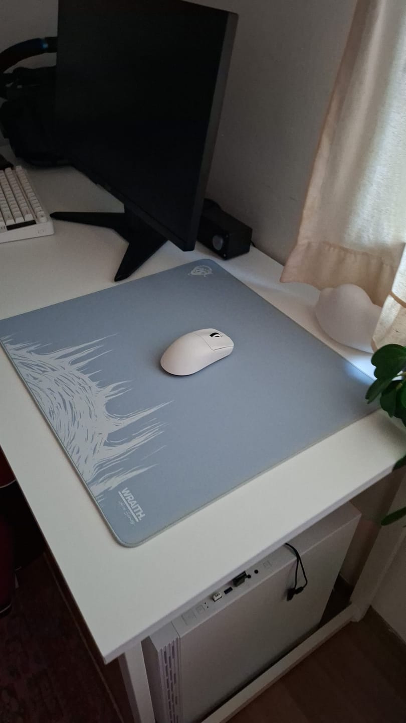 Customer photo review of Wraith Ace Series Poron Mousepad