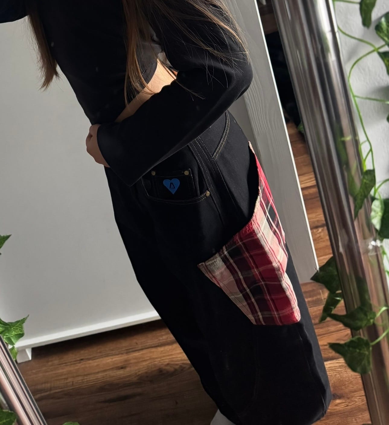 Customer photo review of Aelfric Eden BAGGY BARREL Jeans