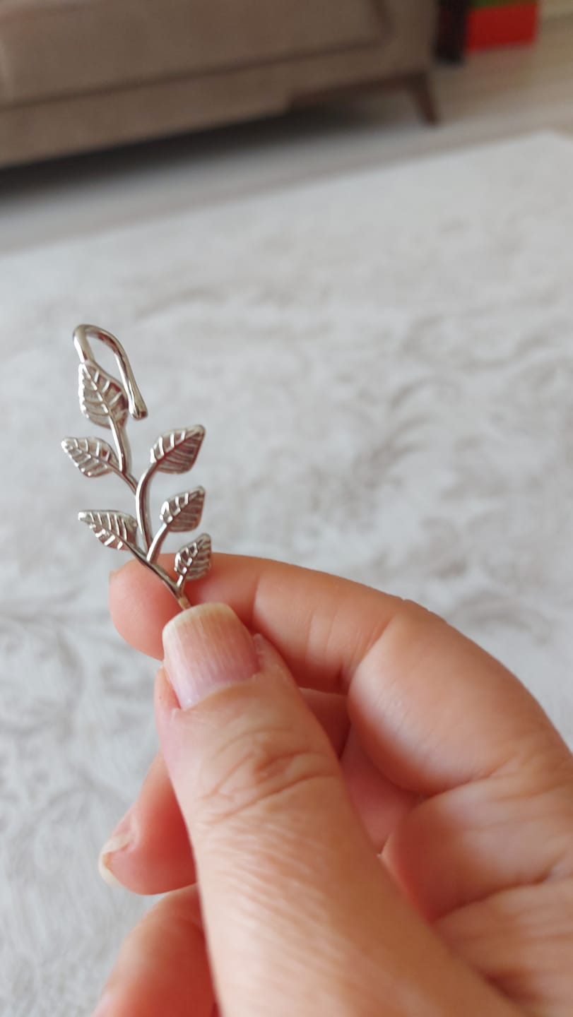 Customer photo review of WHISPERING LEAVES
