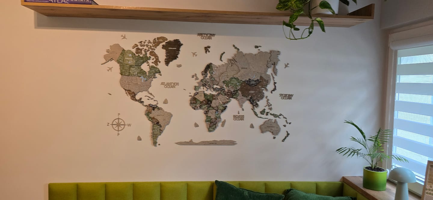 Customer photo review of Drewniana mapa świata 3D “Light Rustic"