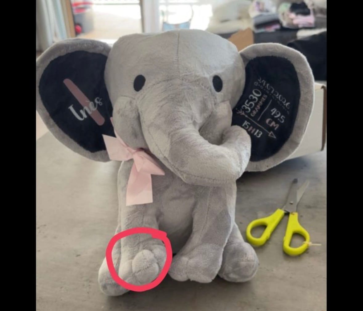 Customer photo review of Pour la naissance - Éléphant câlin personnalisable avec la date de naissance et le nom pour les nouveau-nés