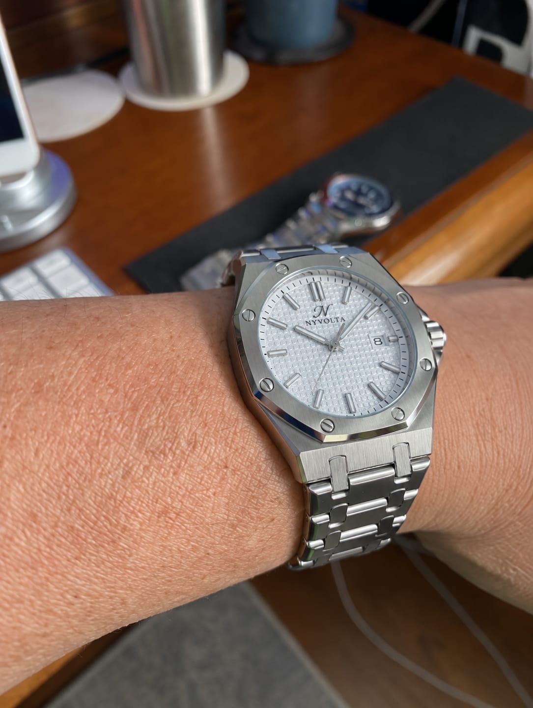 Customer photo review of Nyvolta® Aston