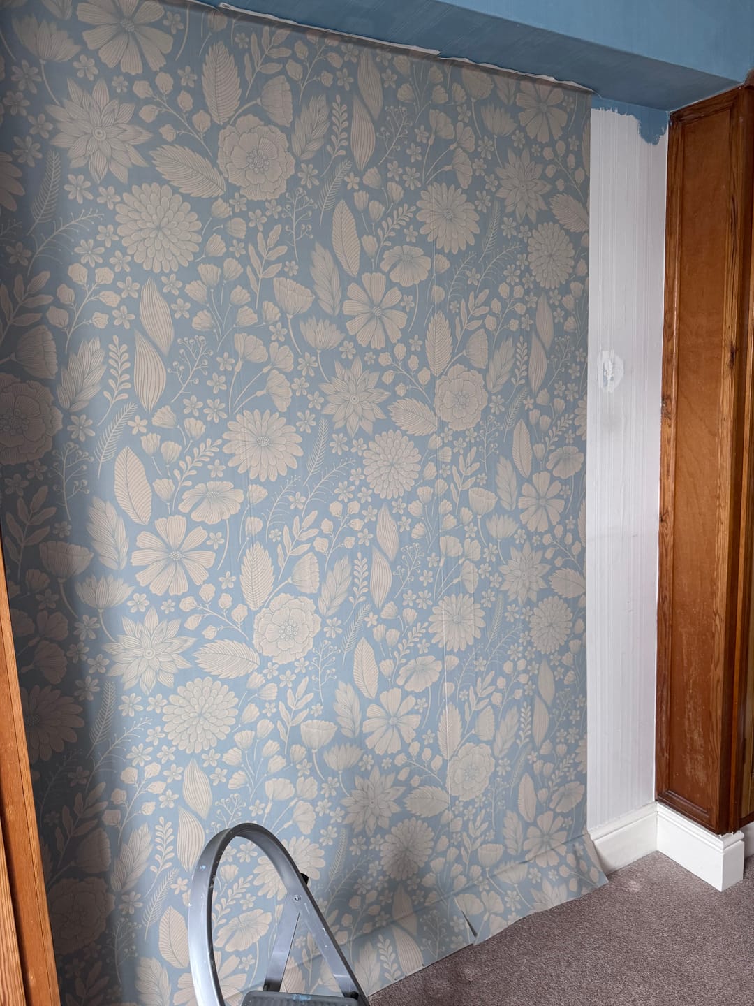 Customer photo review of Jessamine - Botanical Blue Floral Plants Wallpaper
