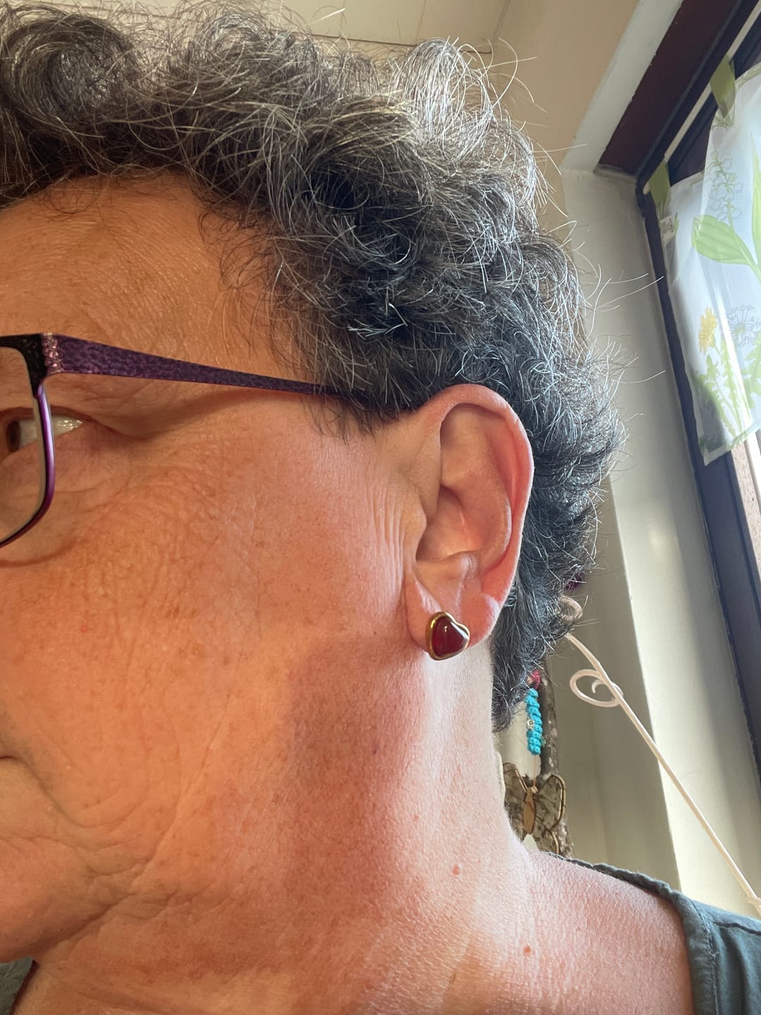 Customer photo review of Karneol Ohrringe - Herzform