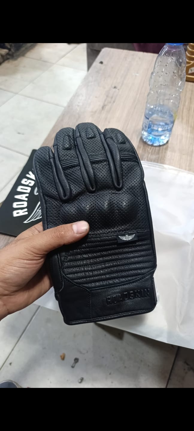 Customer photo review of Roadskin Summer Motorcycle Gloves - CE Level KP 1
