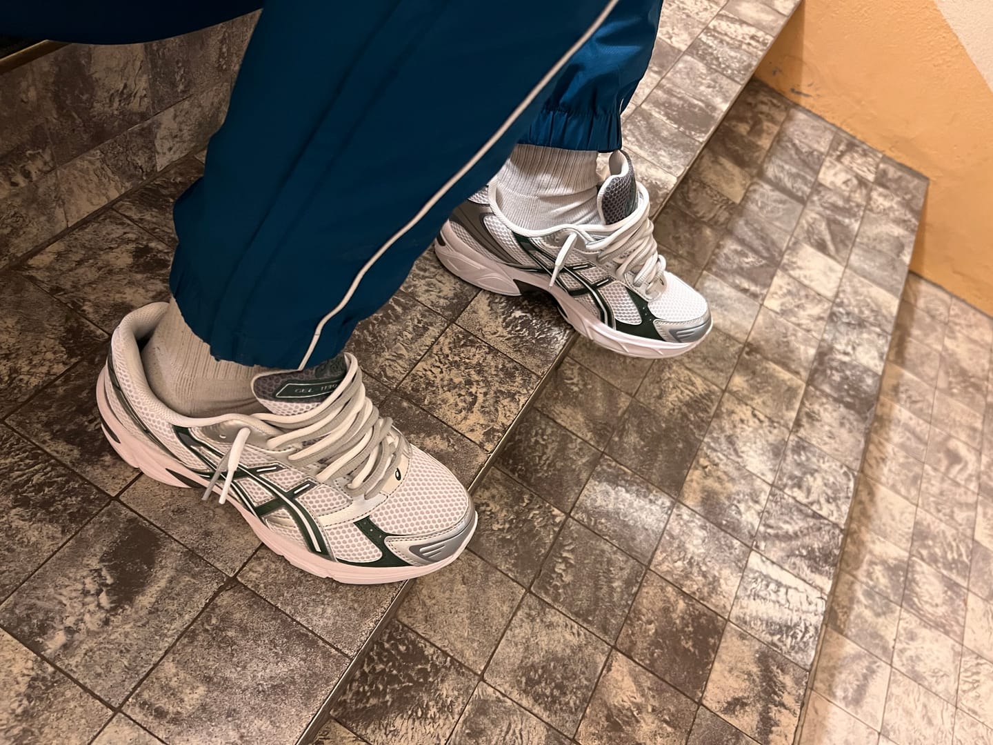Customer photo review of GEL-1130 Forest Night - Double Laces