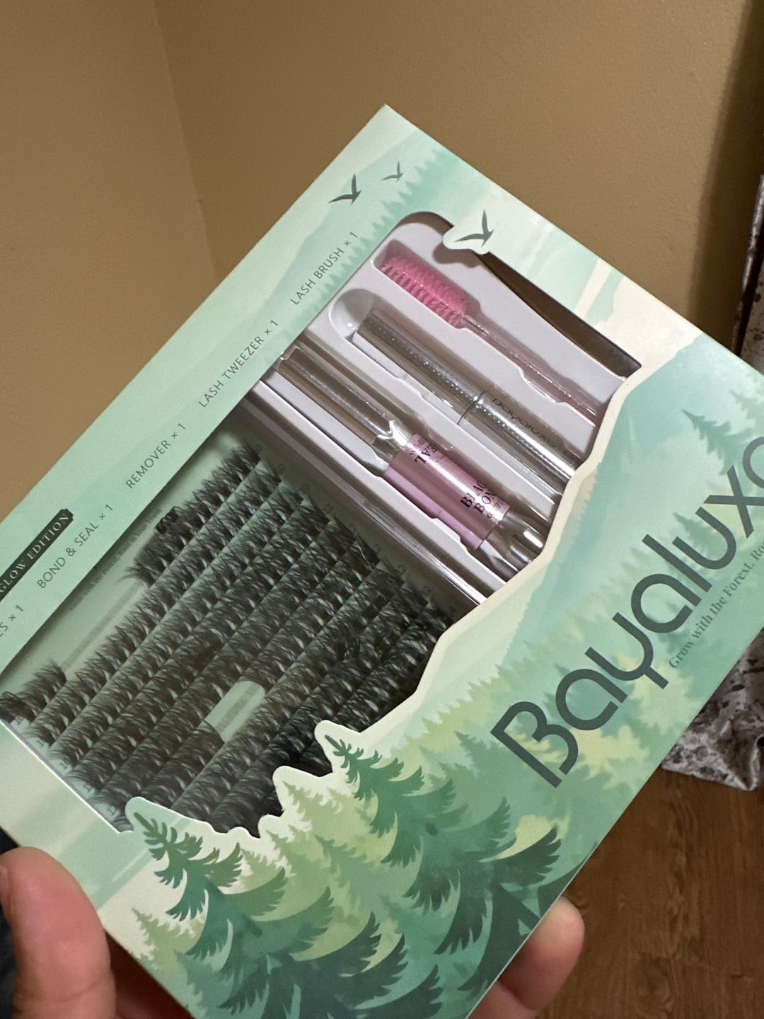 Customer photo review of Flora Lash Kit