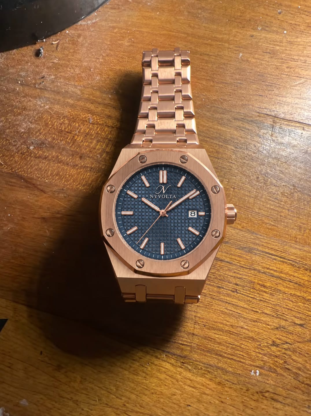 Customer photo review of Nyvolta® Aston