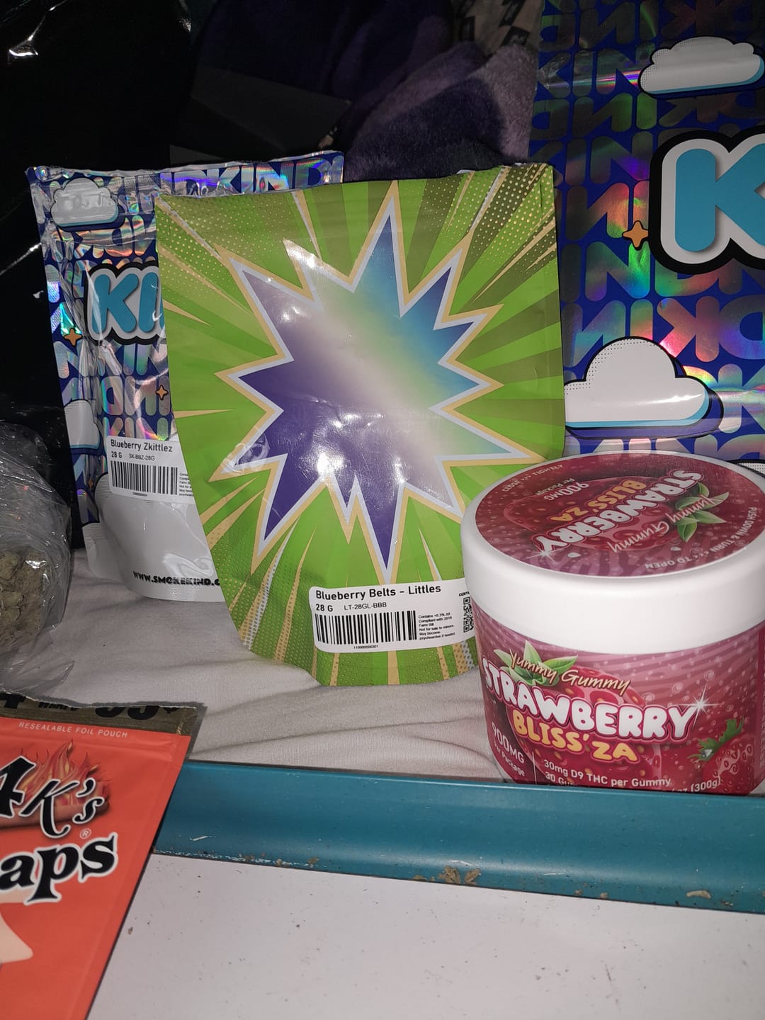 Customer photo review of LITTLES BRAND - Blueberry Belts - 28 Grams Littles - Indica