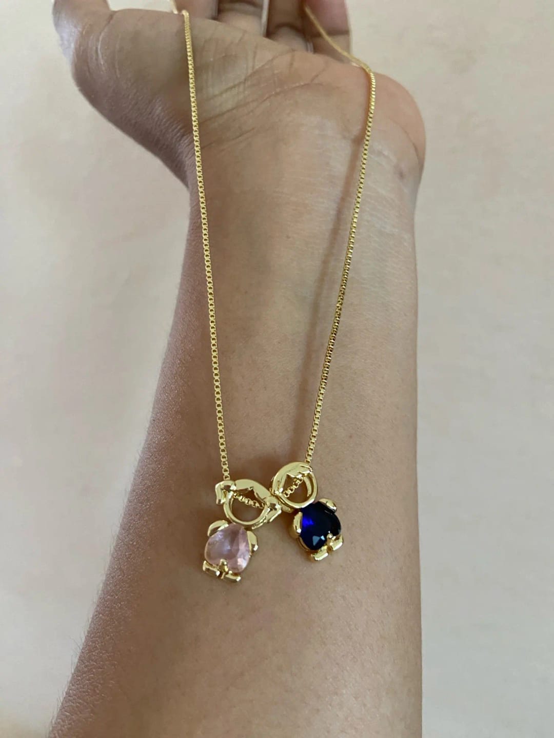 Customer photo review of Colgante Abuela y Nietos personalizado