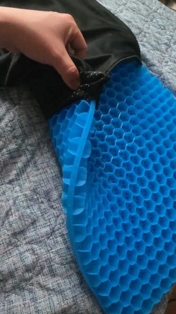 Customer photo review of Cojín Ergonómico de Gel