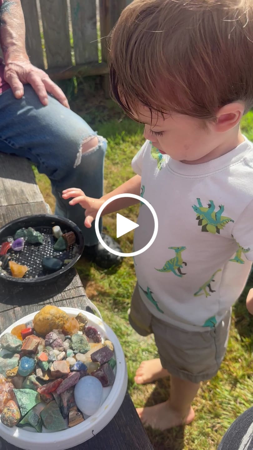 Customer video review of Declan's Mining Bucket