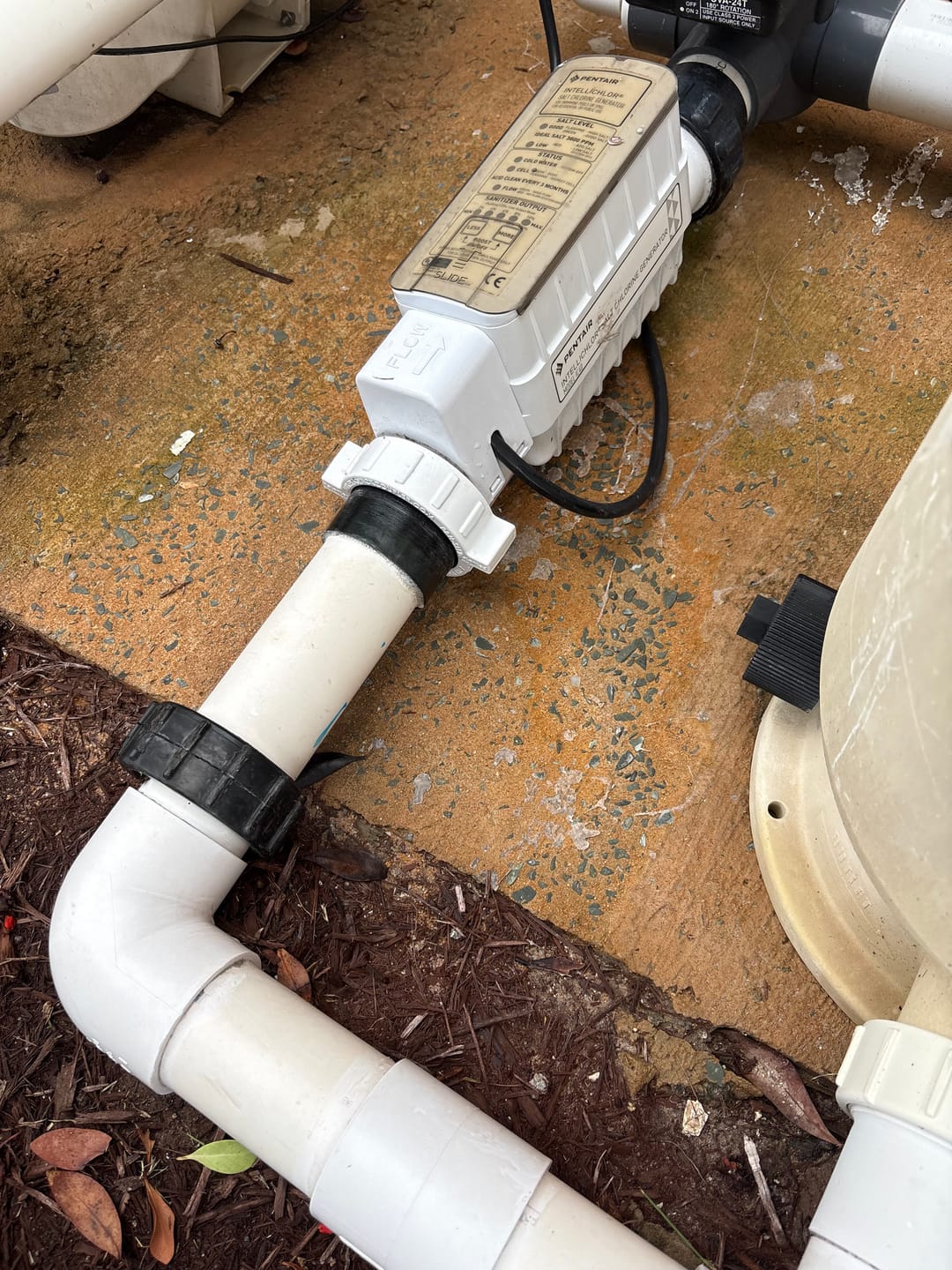 Customer photo review of Mikeys Quick Split Coupler Union Intellichlor & Hayward Salt Cells, IC20, IC40, IC60, ICHLOR, T-Cell | P&H-SLT2