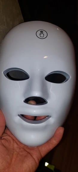 Customer photo review of Mascarilla LED de terapia + 5 ud Mascarillas de Regalo