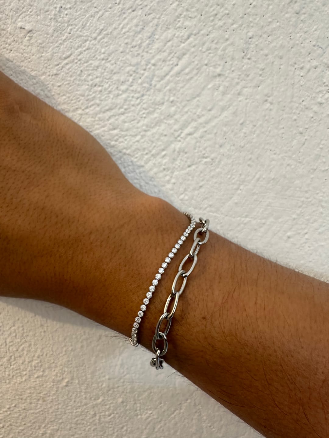 Customer photo review of Pulsera Junya Mini Plata + Zirconia