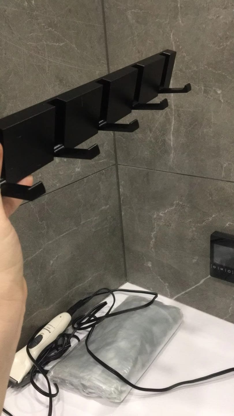 Customer photo review of KlappHook | Klappbarer Garderobenhaken