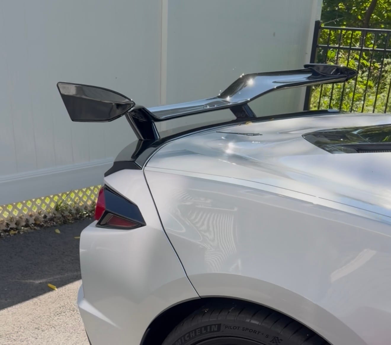 Customer photo review of 2020-2026 Corvette C8 Type-Z07 Style Rear Spoiler Aluminum 2pc For Stingray
