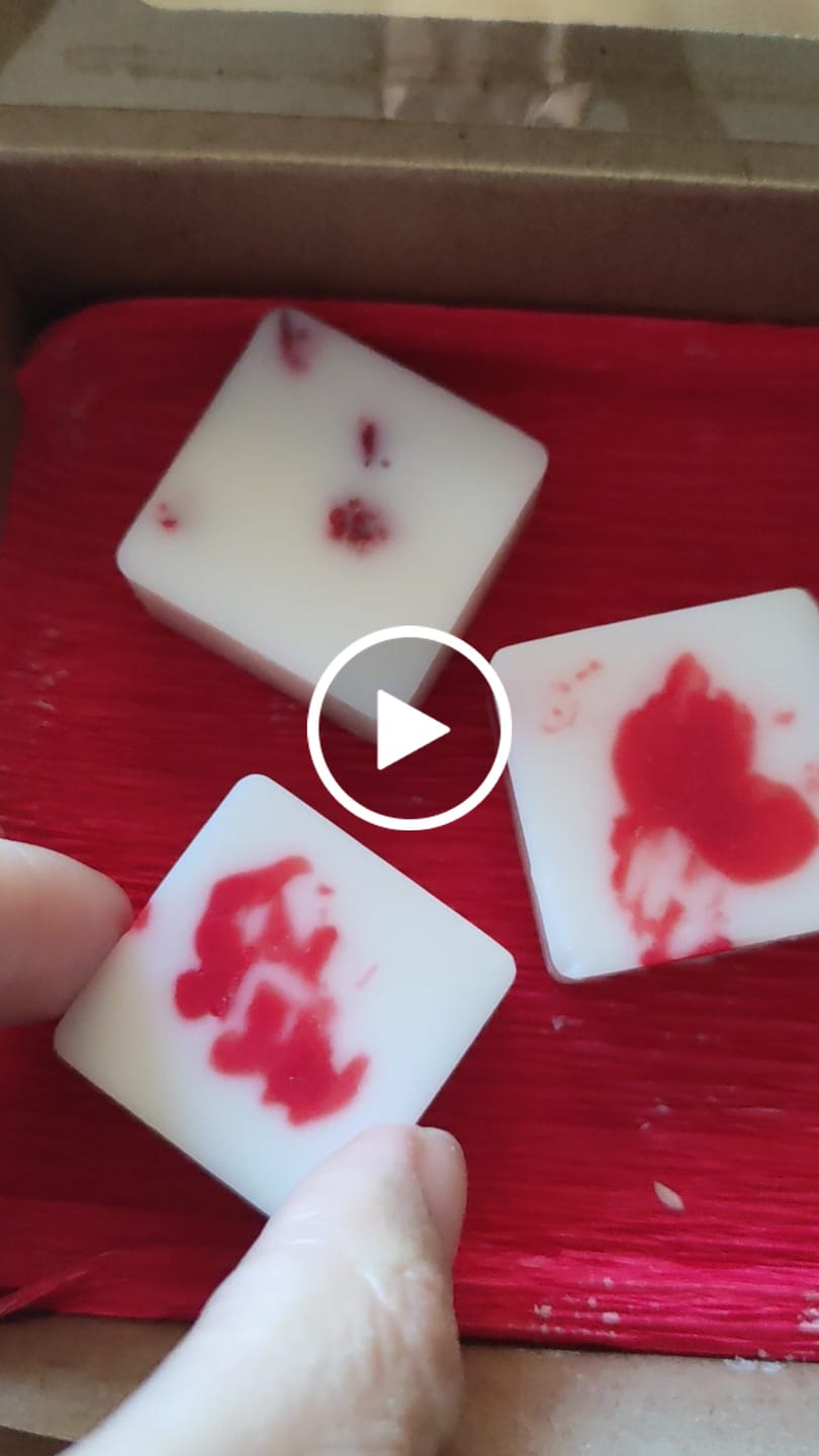 Customer video review of Fragancia FRESA & NATA