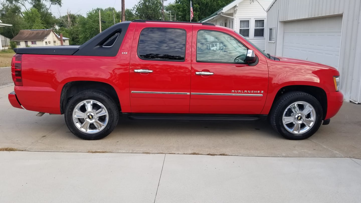 Customer photo review of Pedal Commander for Chevrolet Avalanche