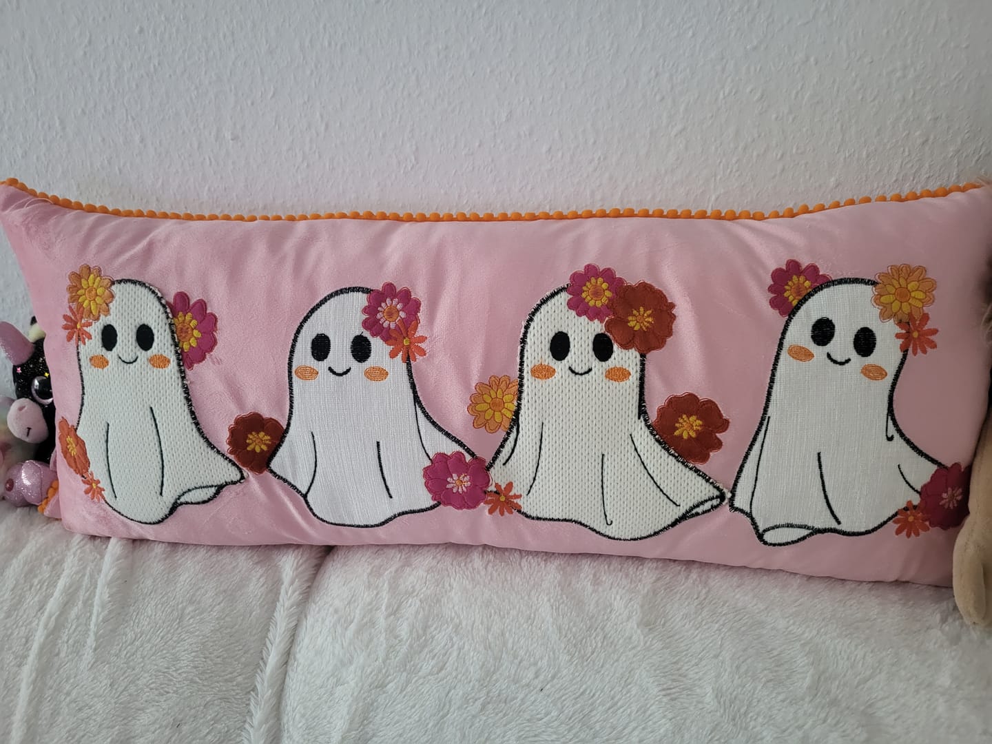 Customer photo review of Summerween Dekokissen Set mit Geistern in Rosa – 2-teilig (limitiert)