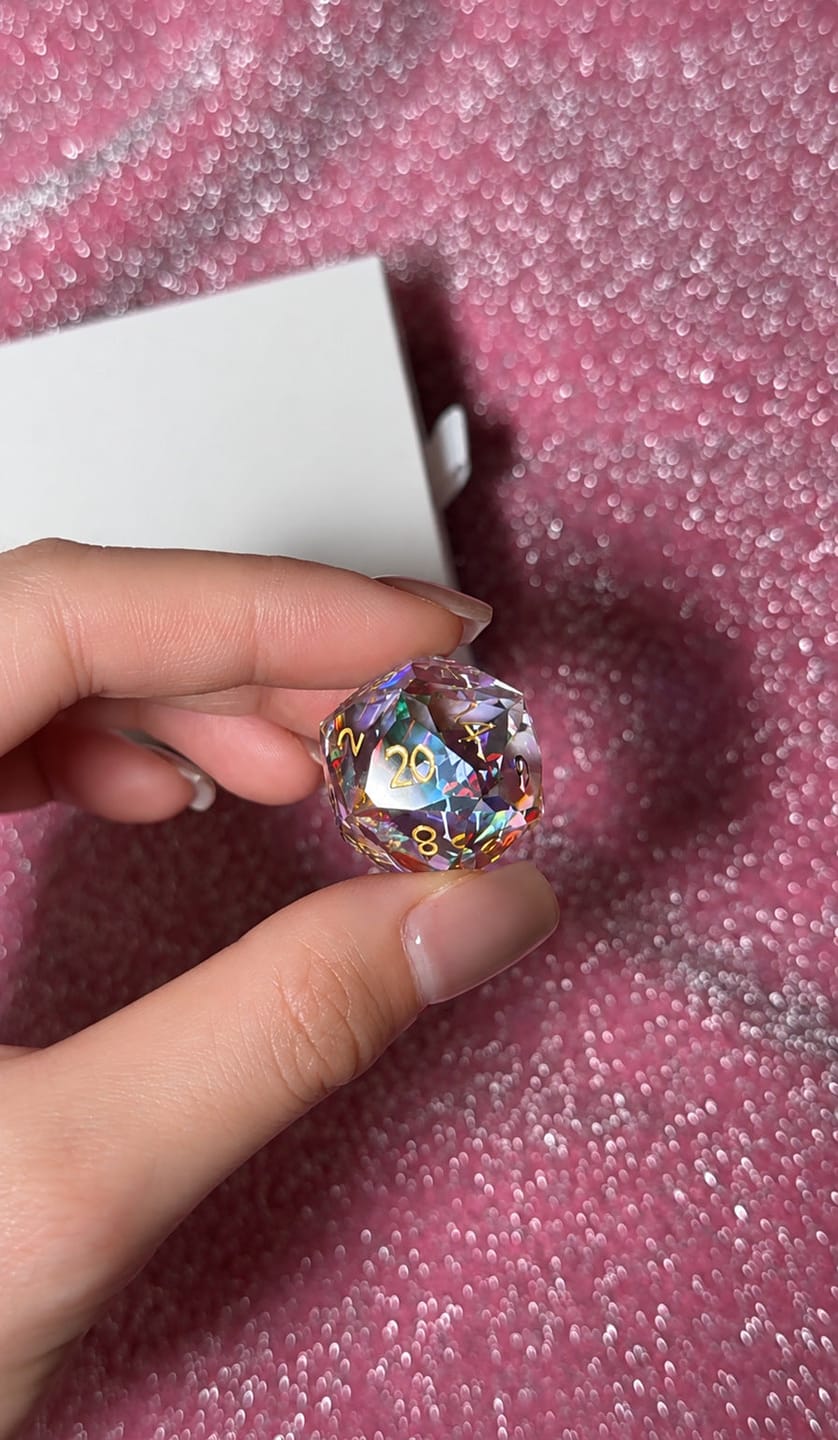Customer photo review of Diamond-Like Glass Dice Set