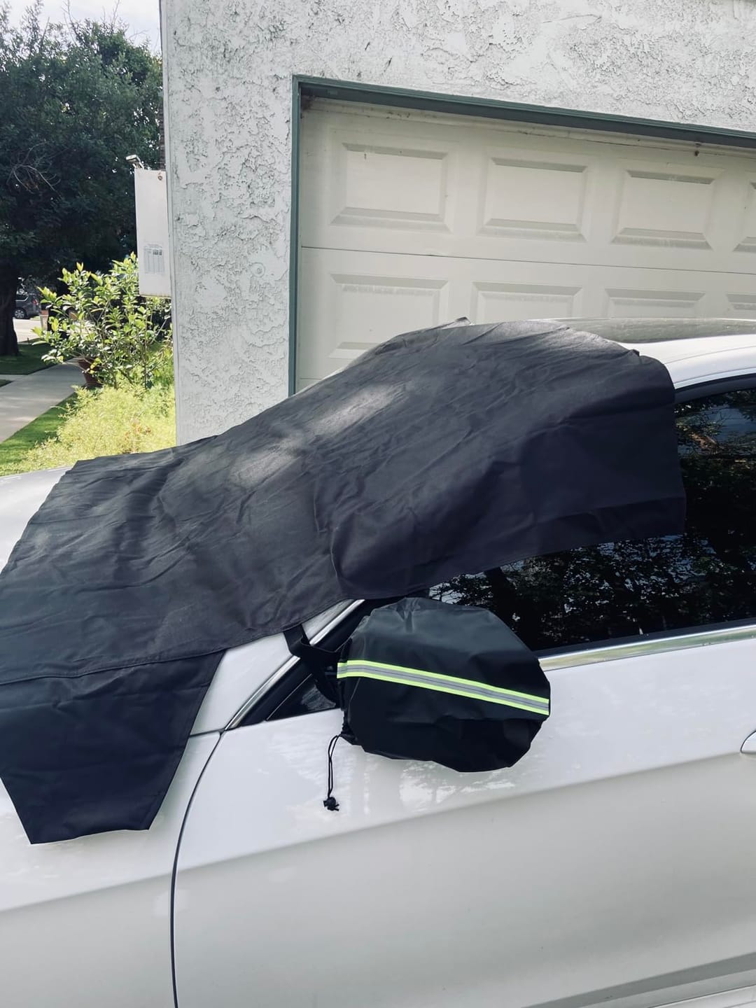 Customer photo review of Magnetic Windshield Cover - All-Season Sun, Snow & Frost Protector for Cars, SUVs & Trucks