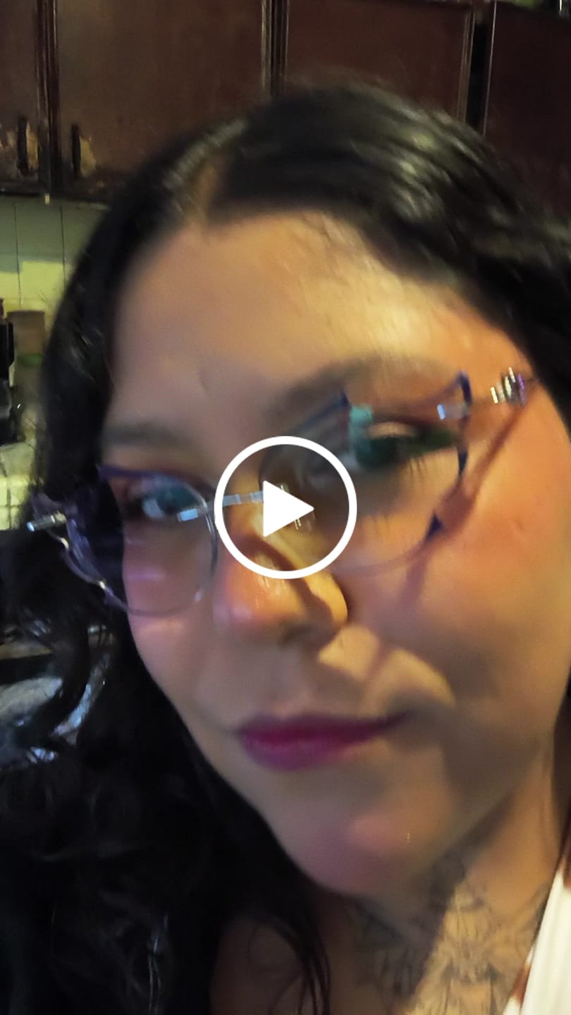 Customer video review of Flare Eyeglasses