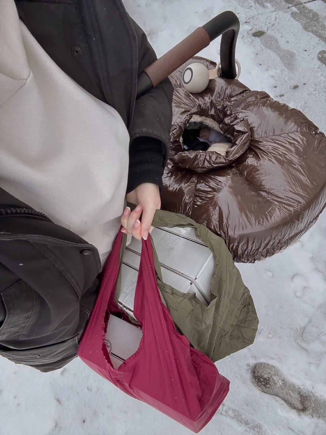Customer photo review of Large-capacity Tote Bag With A Foldable Keychain Holder