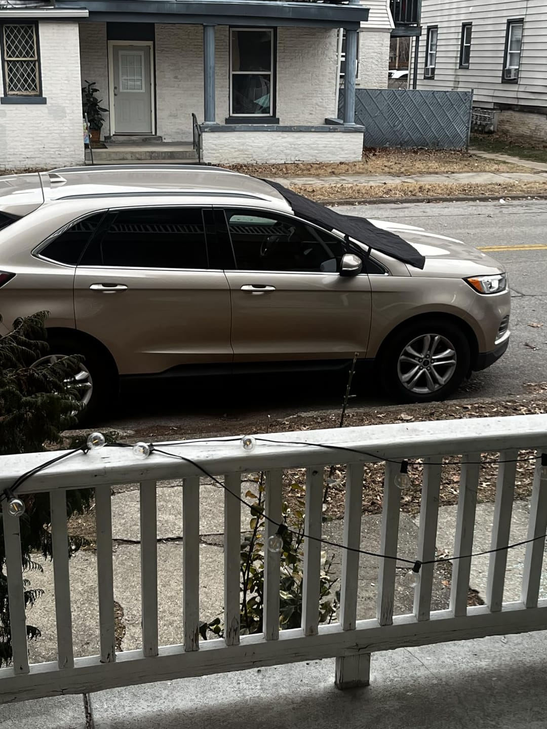 Customer photo review of Magnetic Windshield Cover - All-Season Sun, Snow & Frost Protector for Cars, SUVs & Trucks