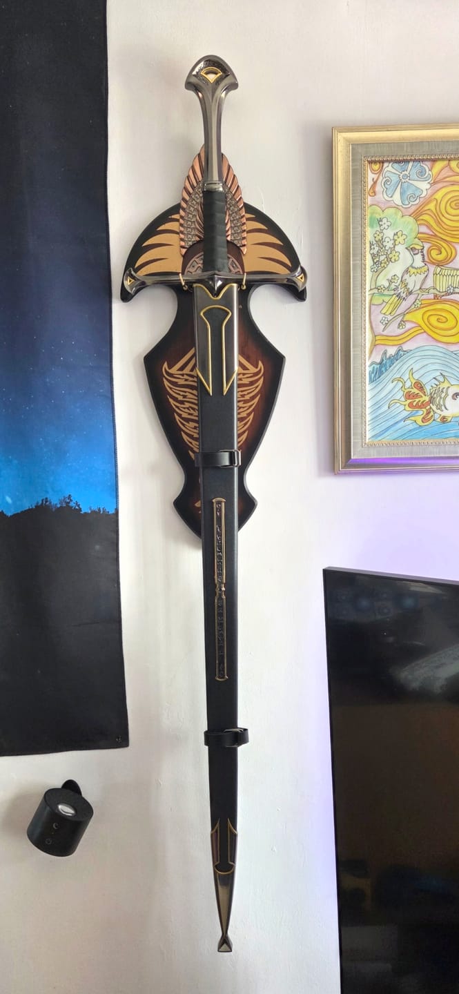 Customer photo review of LORD OF THE RINGS - NEW! Superior Anduril, The Sword Reforged with Scabbard and Plaque