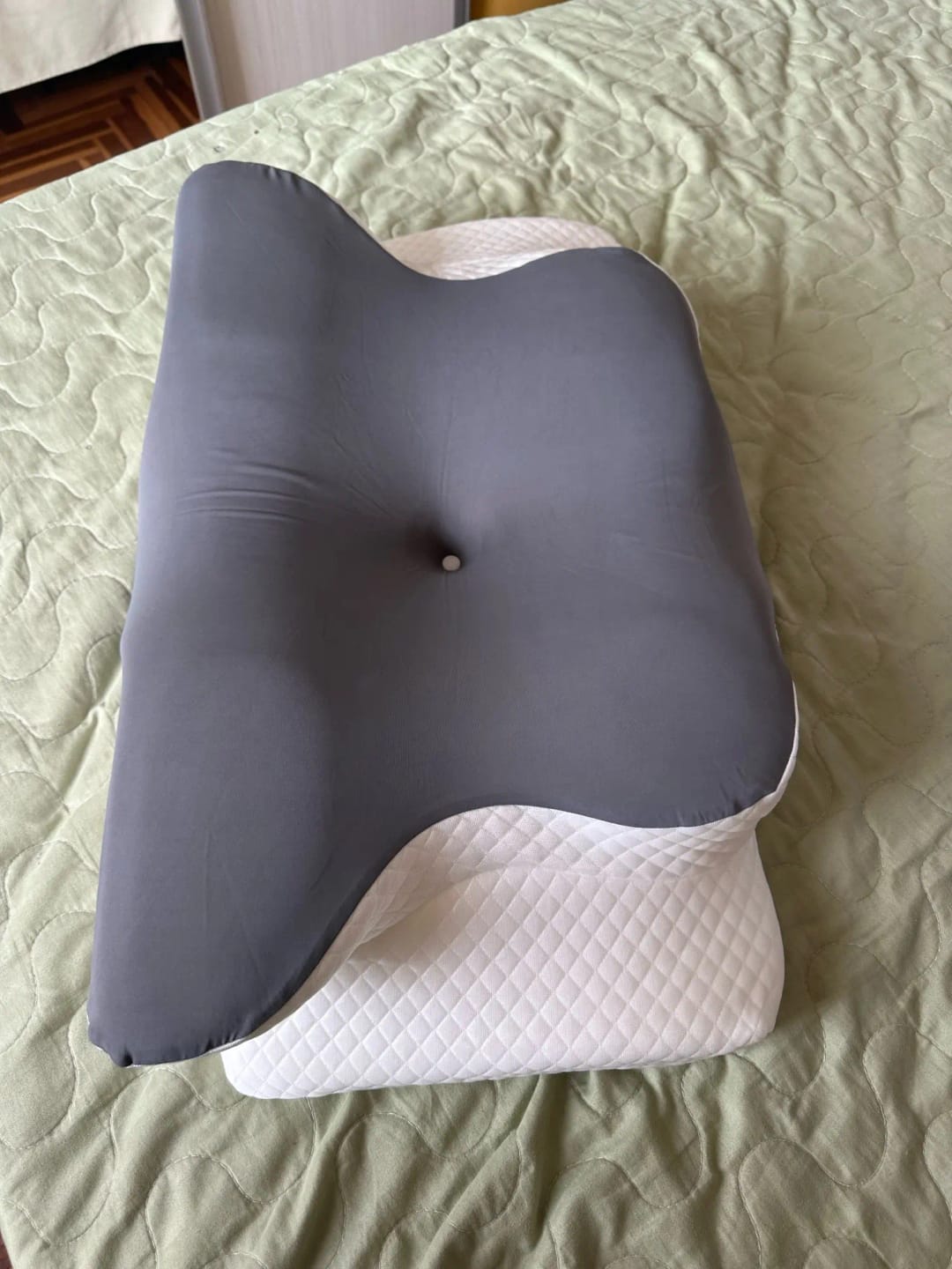 Customer photo review of ORVANE Butterfly Nackenstützkissen™
