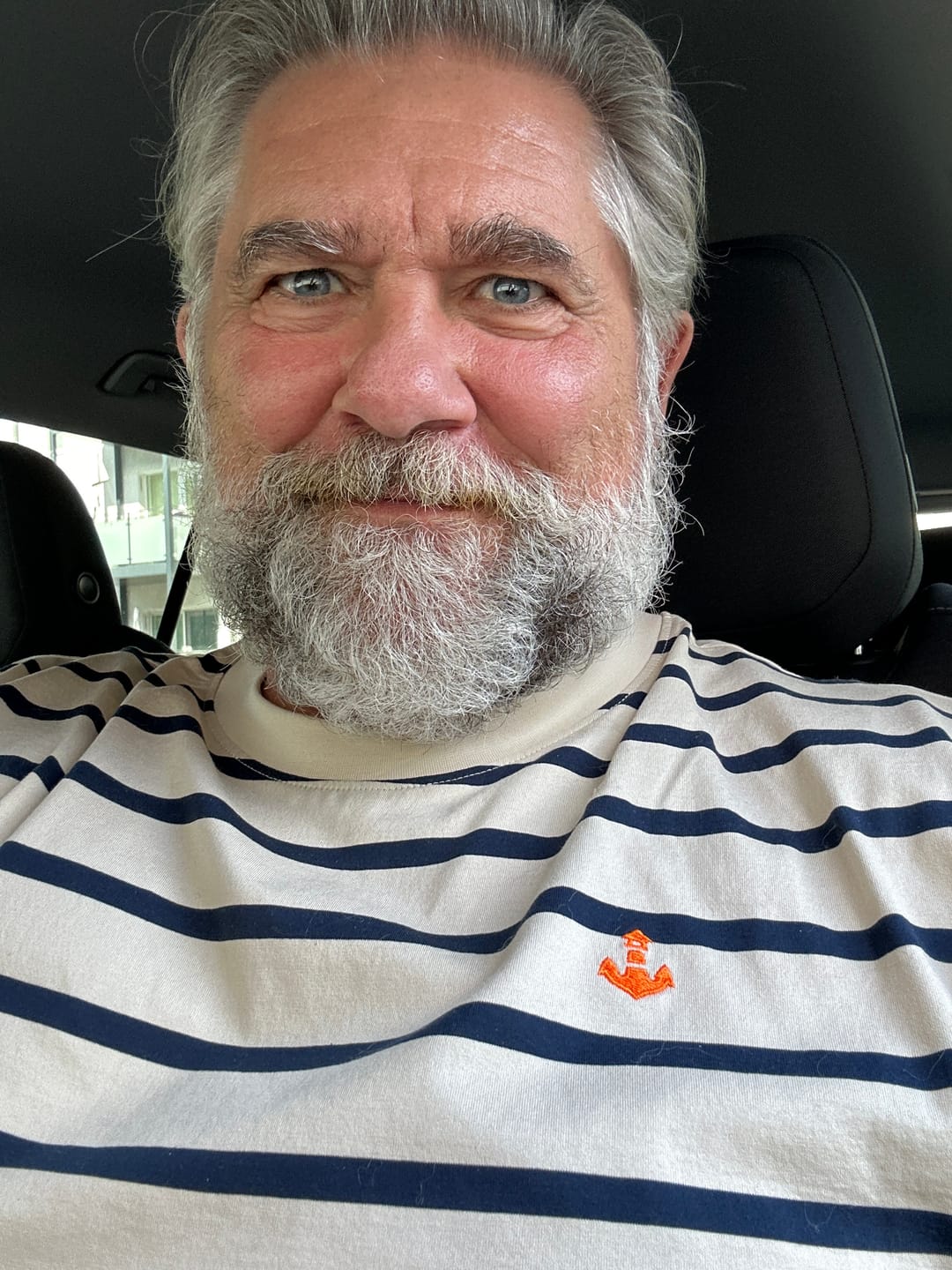 Customer photo review of Mooinzen Stripes · Unisex Signature Bio T-Shirt (mercerisiert)