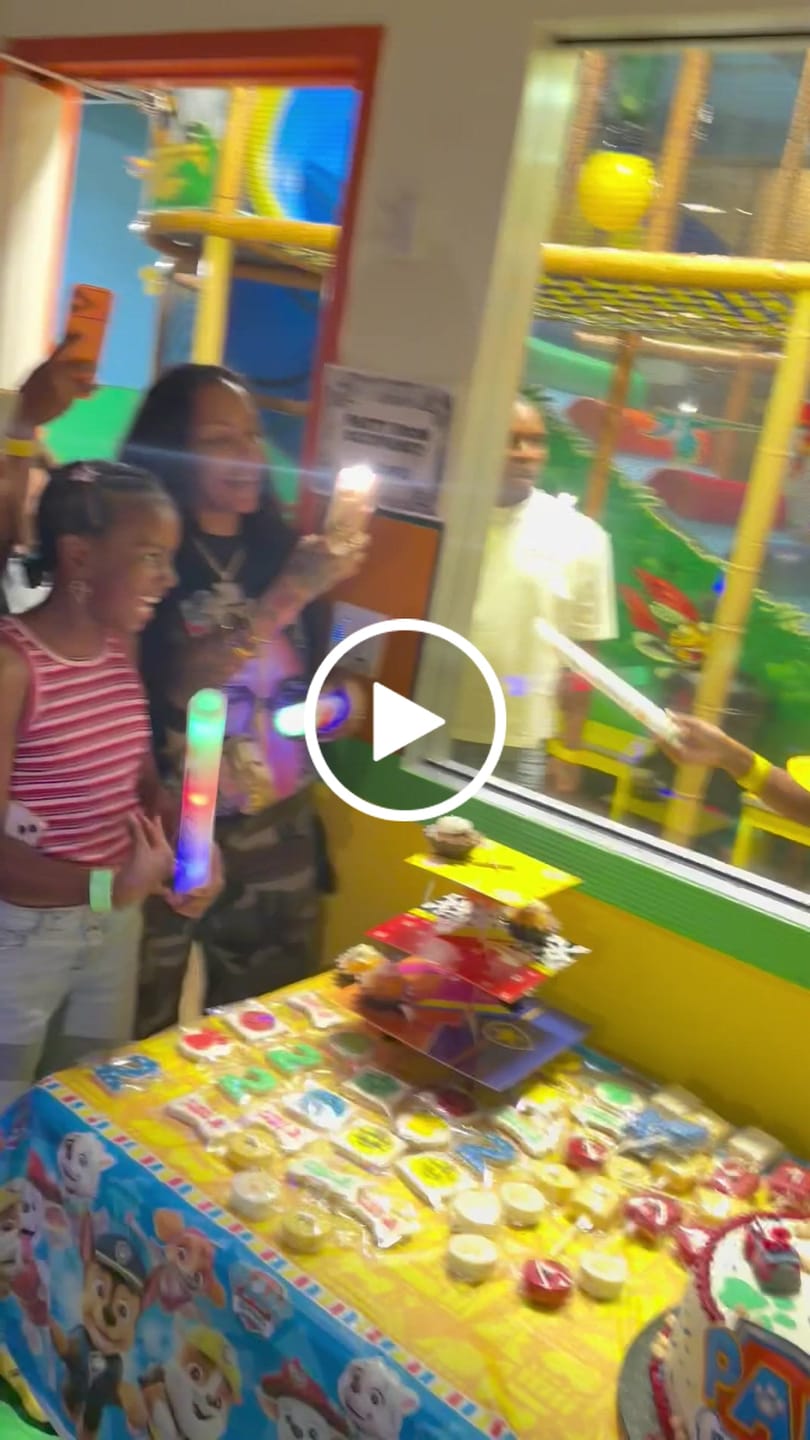 Customer video review of Custom-Made Glow Sticks