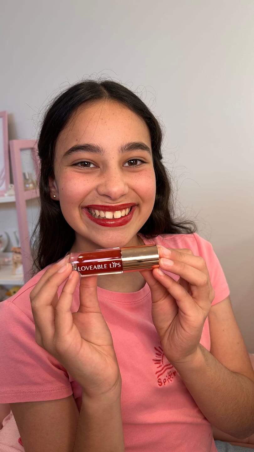 Customer photo review of Mulberry Muse Lip Gloss