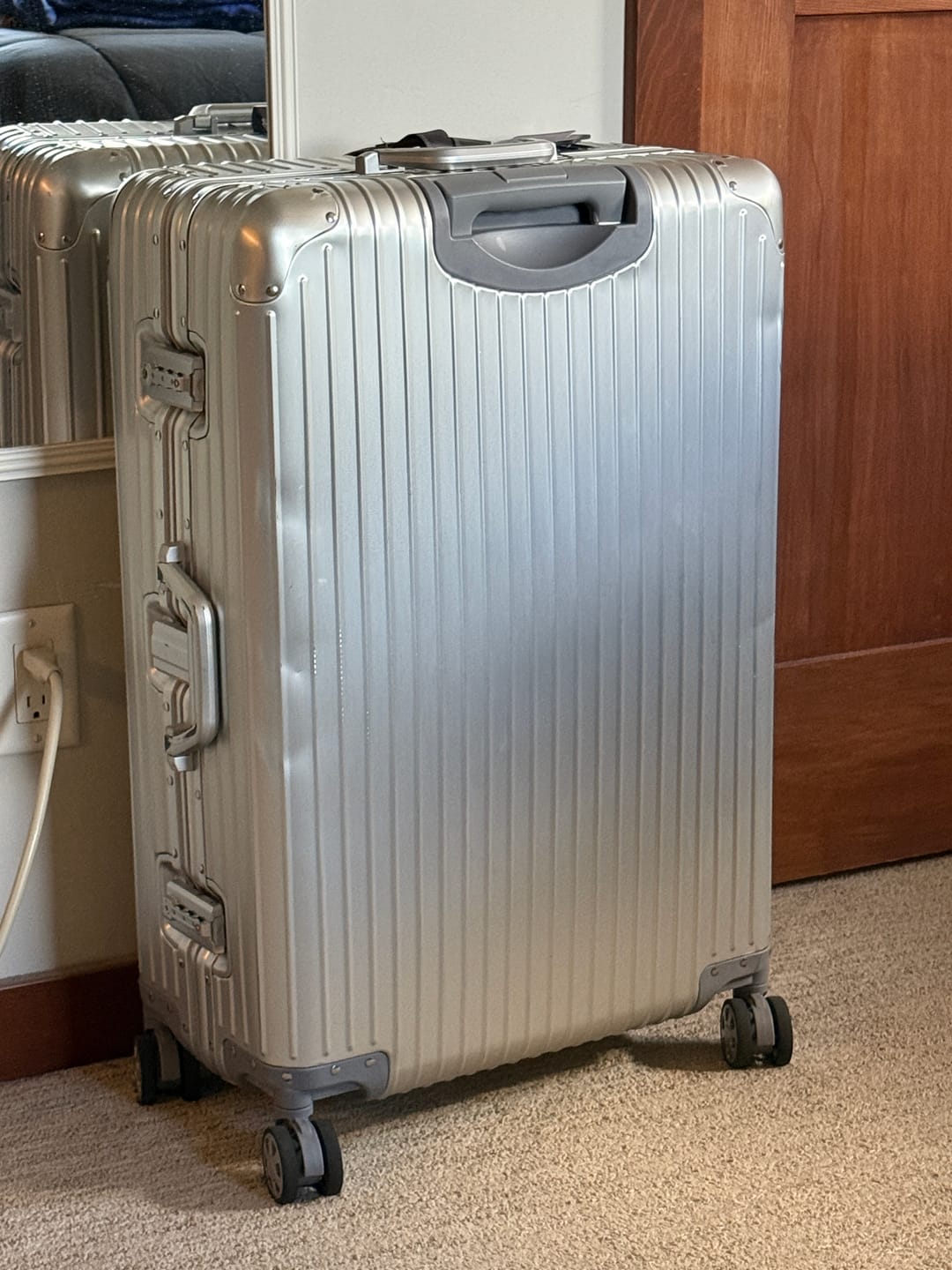 Customer photo review of RIIGID V2 THICKER ALUMINUM & REMOVEABLE WHEELS