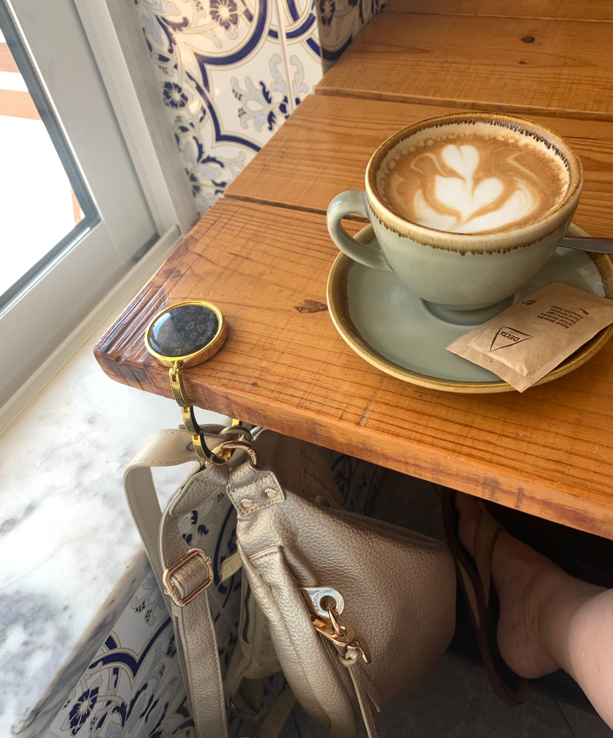 Customer photo review of Midnight Flutter