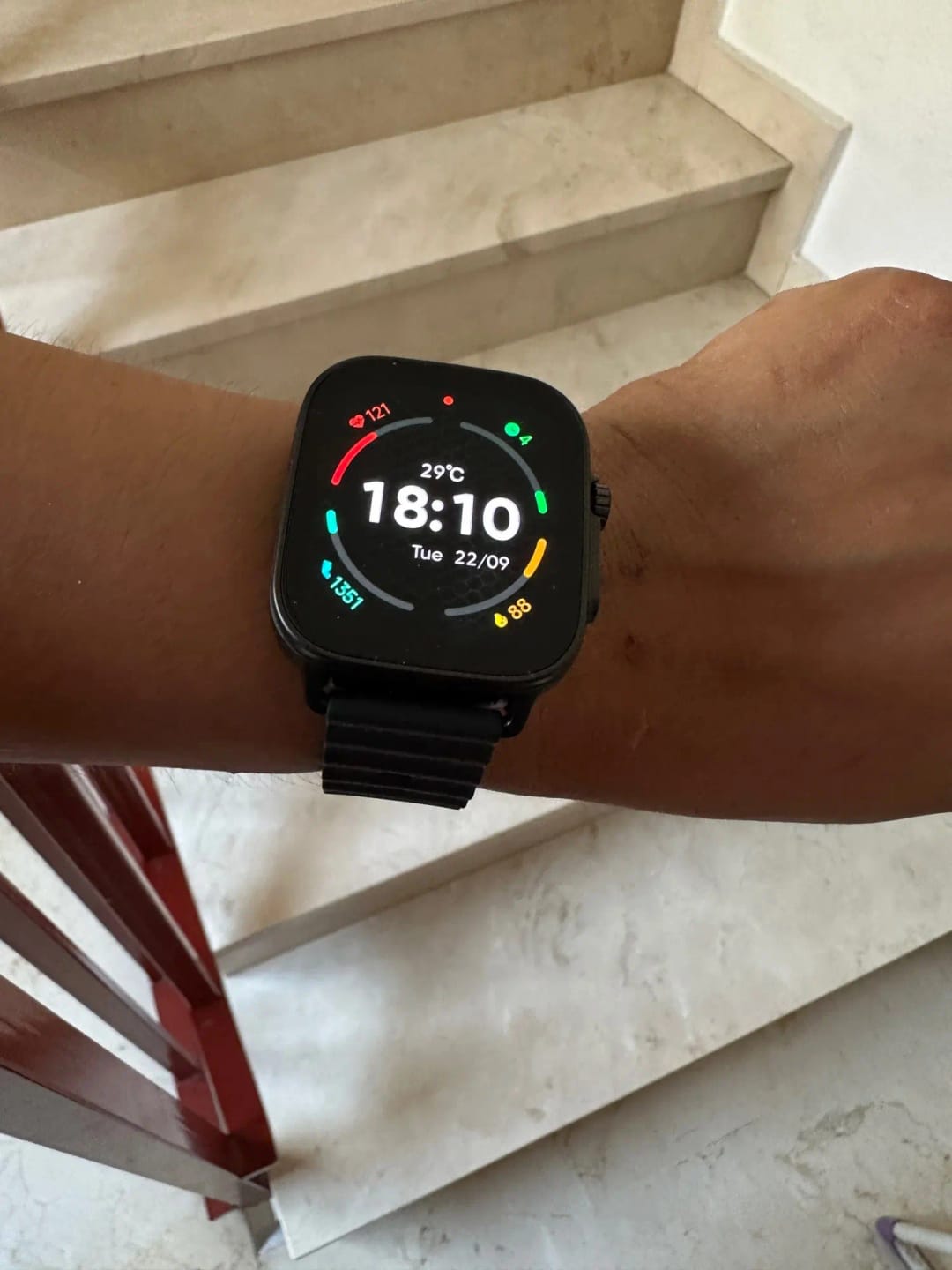 Customer photo review of Vivaria Watch Ultra 9