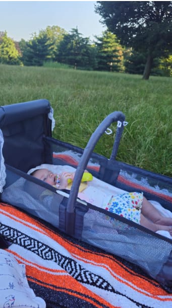 Customer photo review of Mochila Cambiador con Cuna Plegable para Bebé
