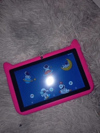 Customer photo review of Kids Learning Tablets
