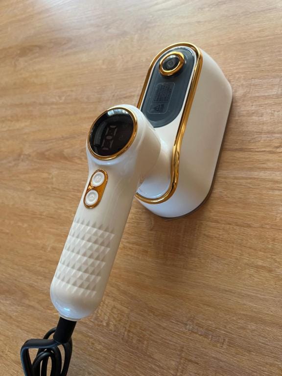 Customer photo review of Portable Steam Iron - Dual Use - 1300W