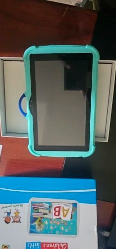 Customer photo review of Kids Learning Tablets