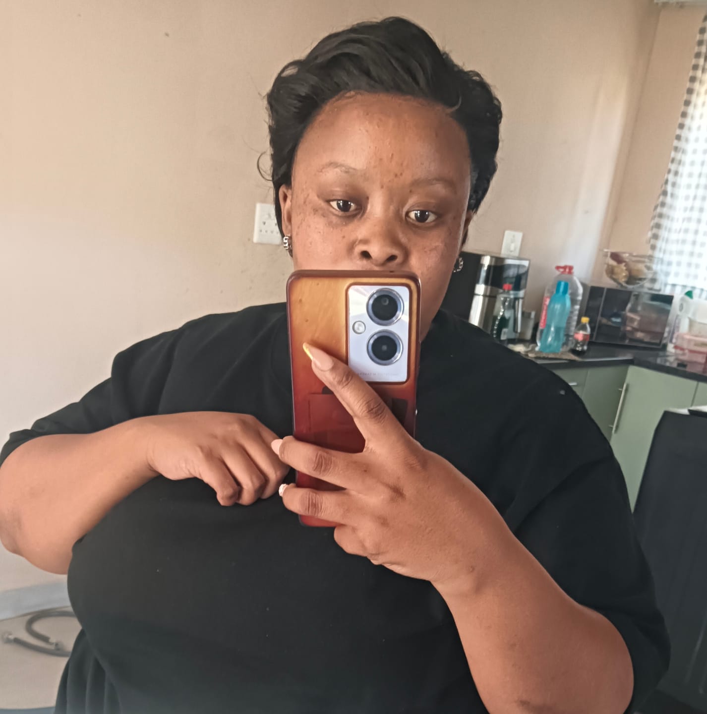 Customer photo review of TONI - Brazilian Pixie 13x4 - 10"