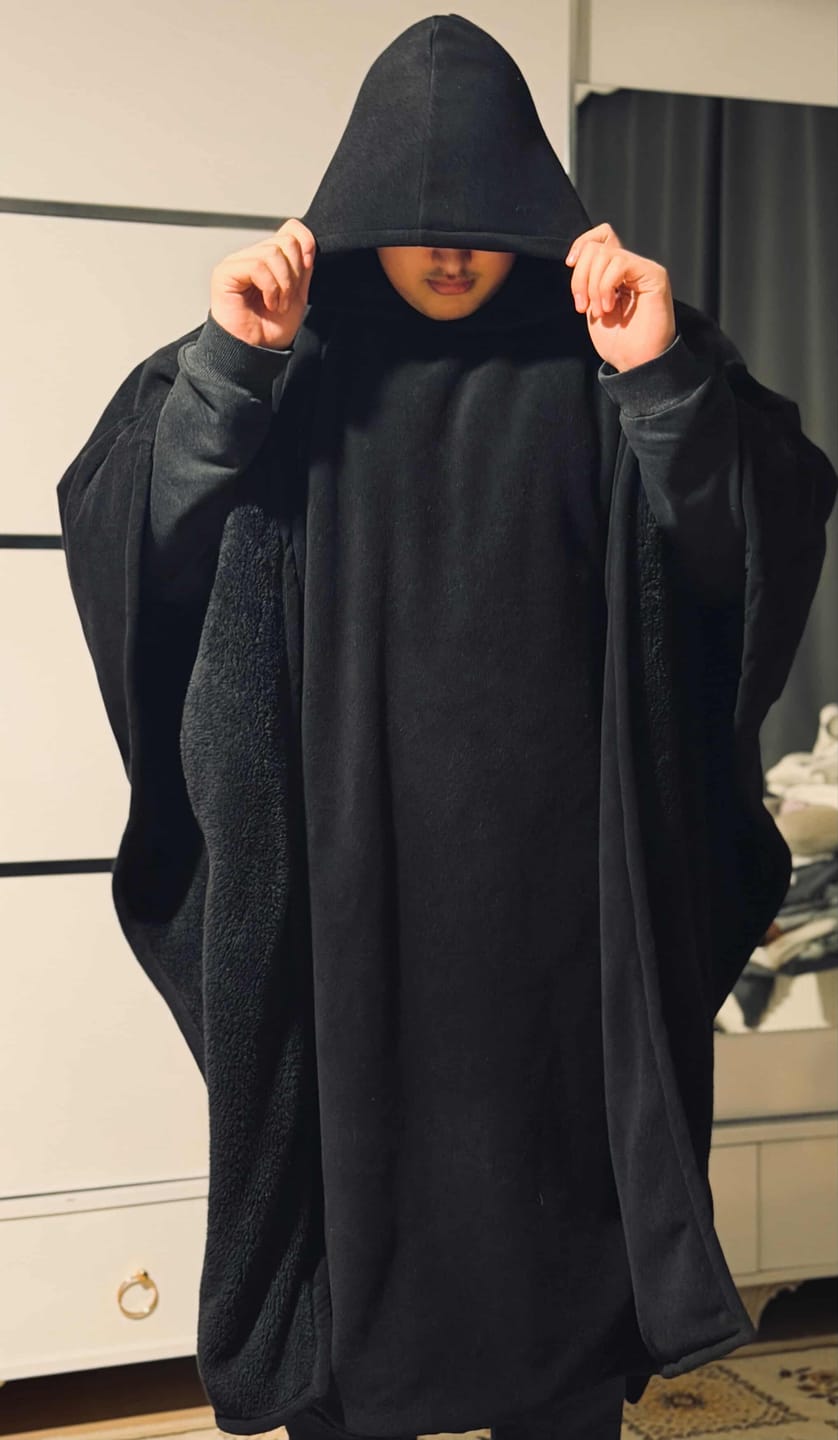 Customer photo review of Kapüşonlu Battaniye Hoodie (Unisex,Ultra Yumuşak)