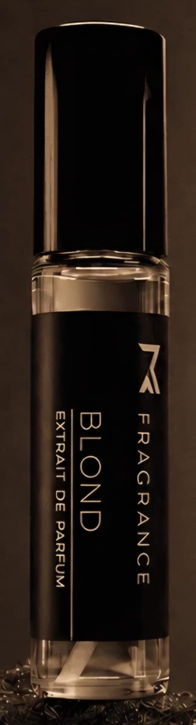 Customer photo review of Blond