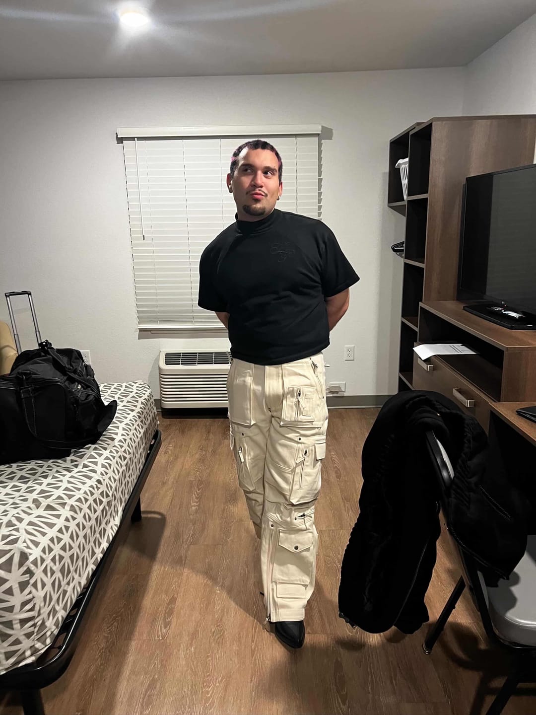 Customer photo review of Rip Van Kody - Ecru