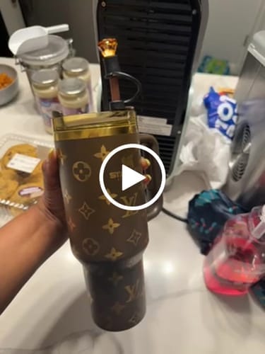 Customer photo review of Designer Holographic In-Car Insulated Cup 40 OZ