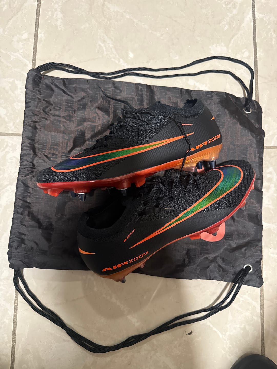 Customer photo review of Nike Mercurial Vapor 16 Elite SG Heat Up - Noir/Orange