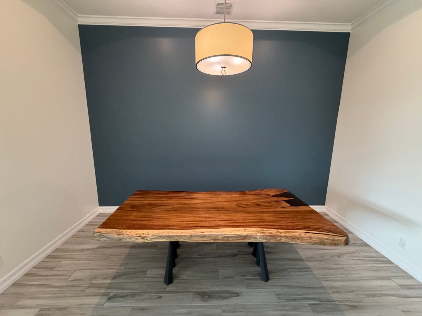 Customer photo review of Furniture Legs 420 Akro 28.5" H Metal Handmade Dining Table Legs